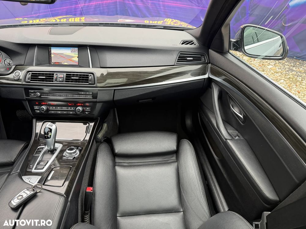 BMW Seria 5 518d Aut. Luxury Line - 28