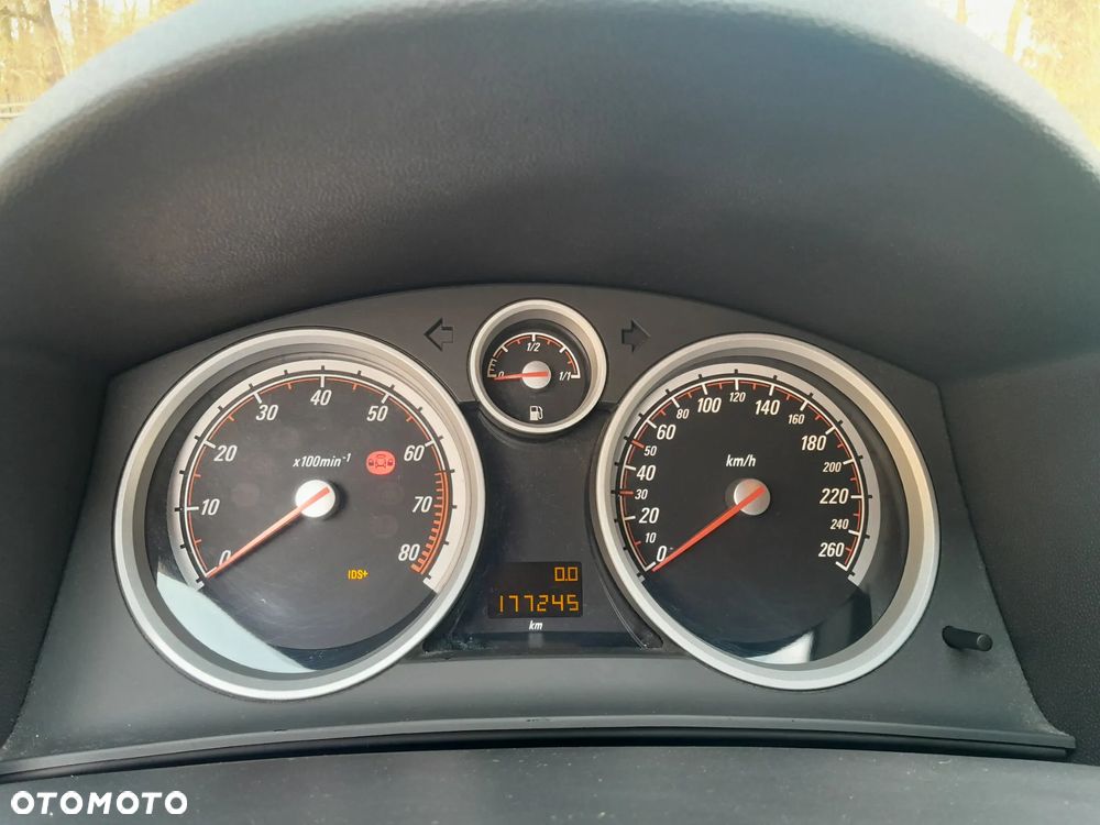 Opel Astra 2.0 Turbo Sport - 14
