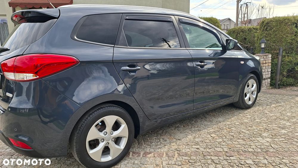 Kia Carens 1.7 CRDi Spirit - 16