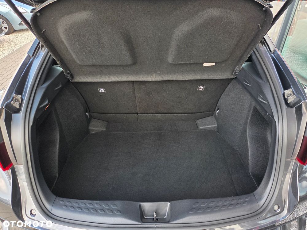 Toyota C-HR Flow - 11