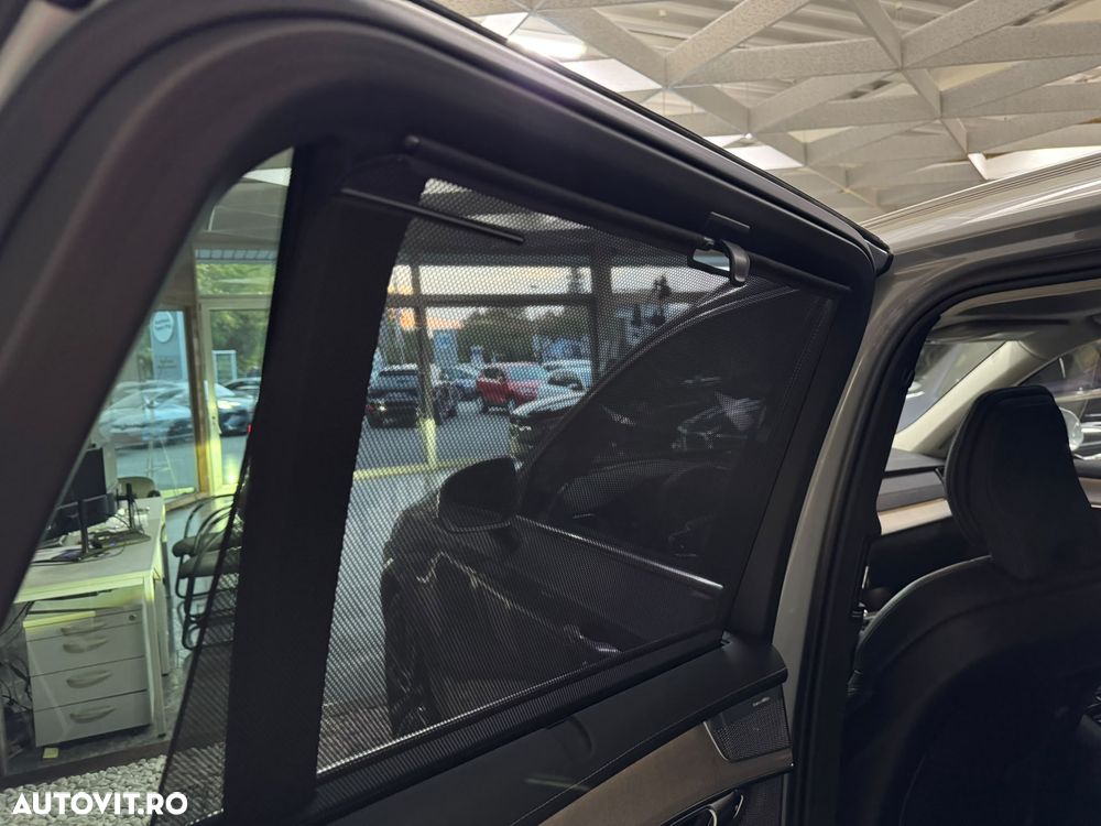 Volvo XC 90 B5 B AWD Ultra Bright - 23