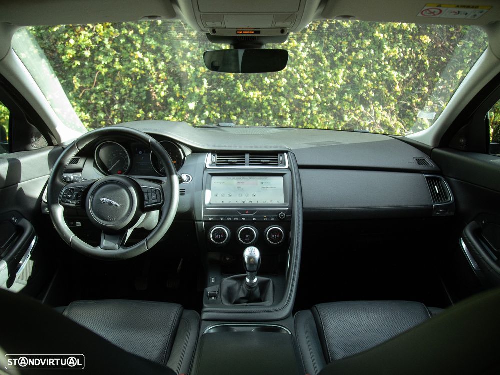 Jaguar E-Pace 2.0 i4D S - 18