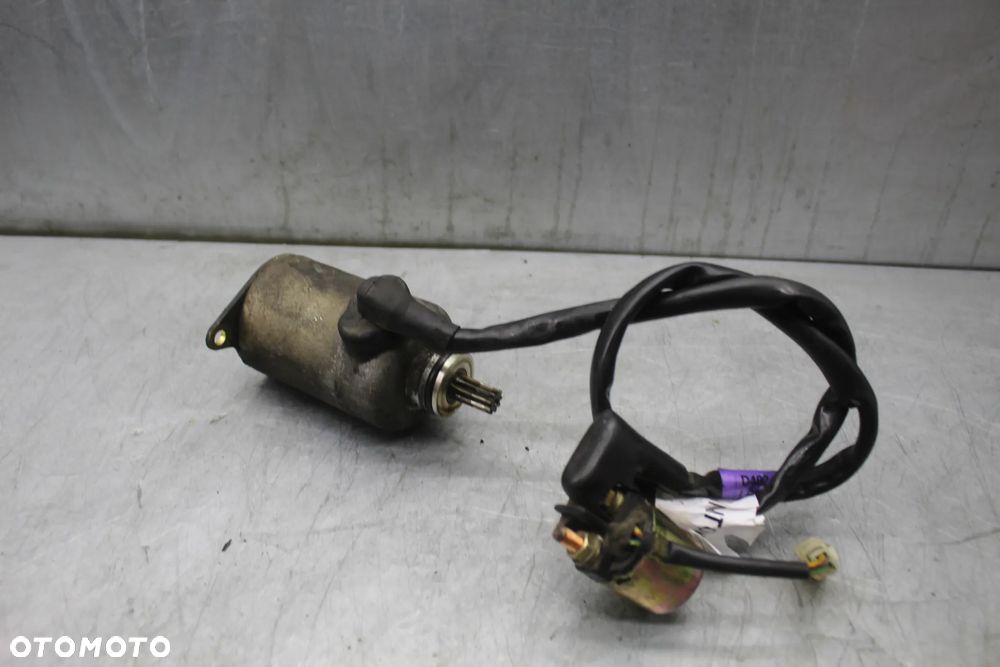 Kymco Downtown 125 Rozrusznik silnika