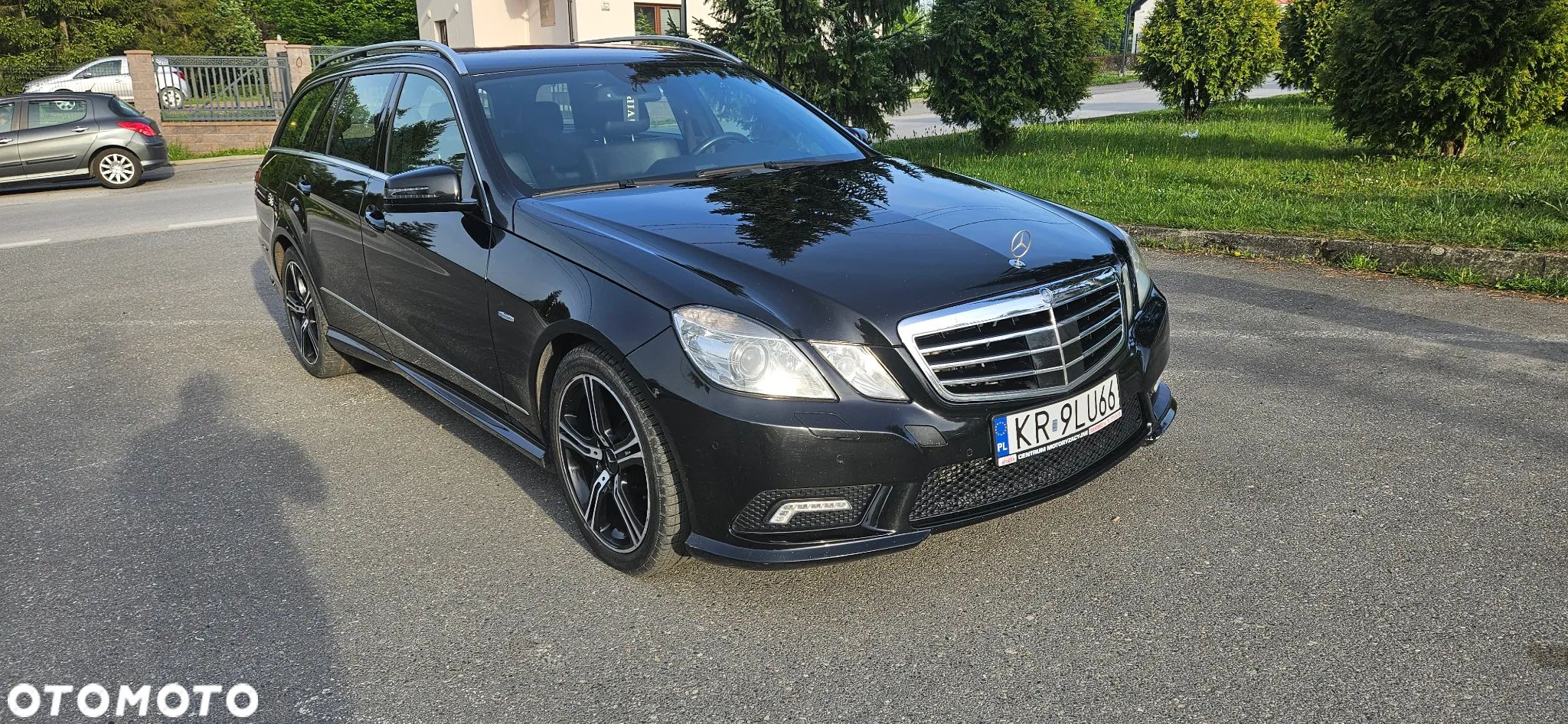Mercedes-Benz Klasa E 350 T CDI DPF BlueEFFICIENCY 7G-TRONIC Avantgarde - 1