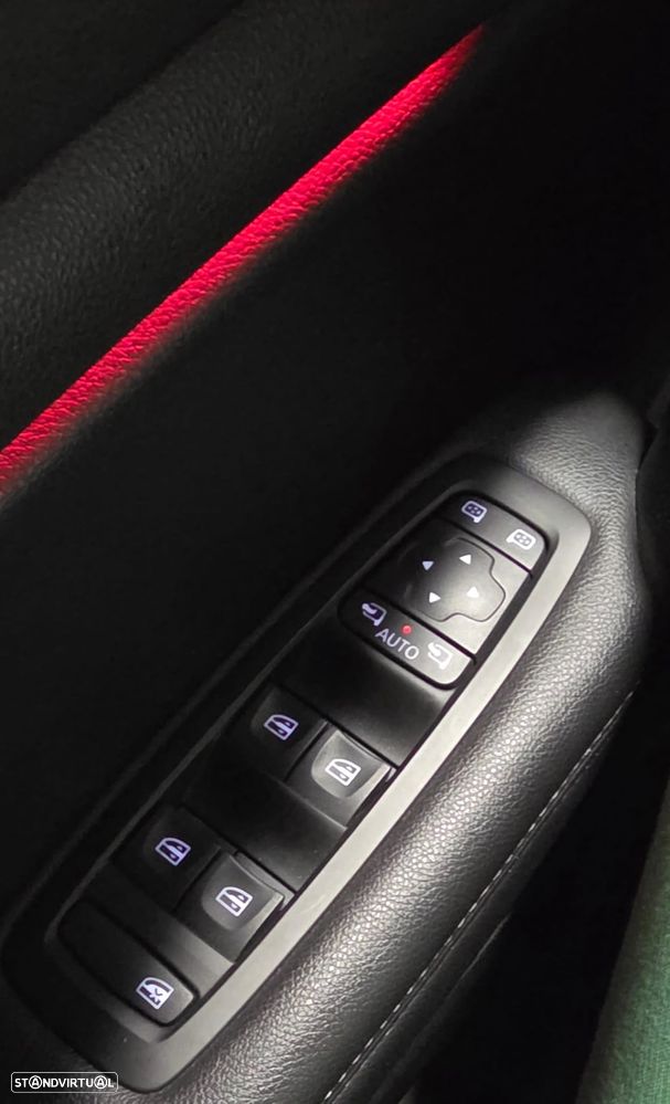 Renault Mégane BLUE dCi 115 EDC INTENS - 19