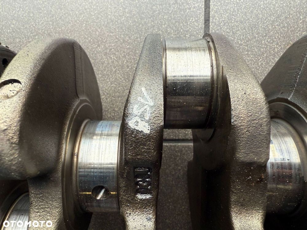 WAŁ KORBOWY 1.9 TDI BSV SKODA AUDI 038105021K - 3