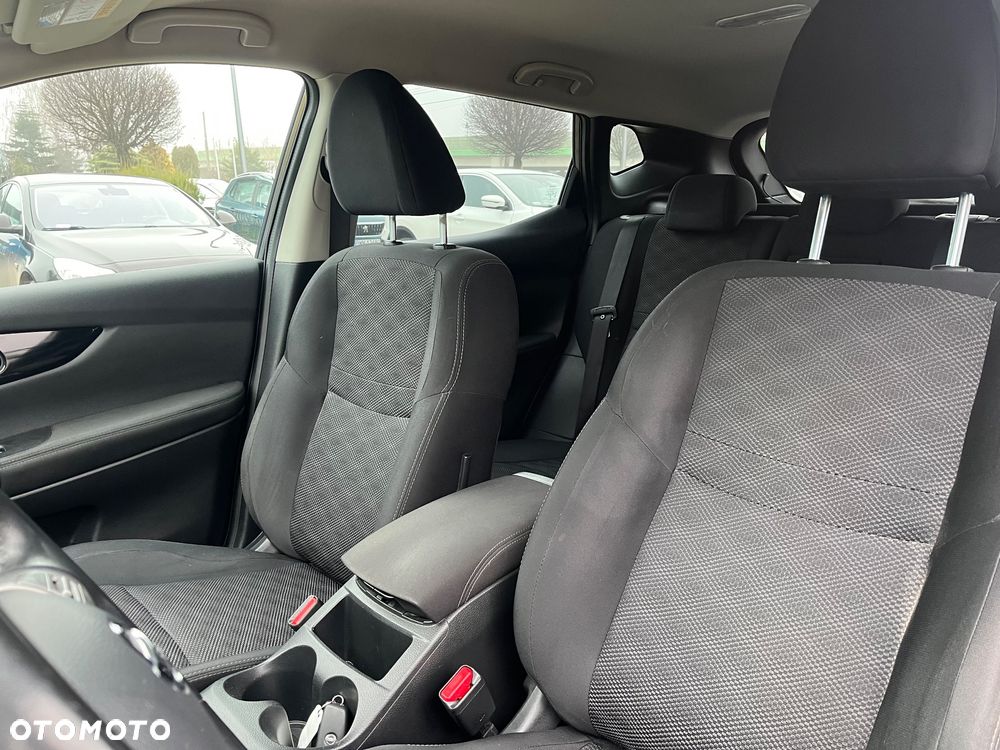 Nissan Qashqai 1.2 DIG-T Acenta EU6 - 18