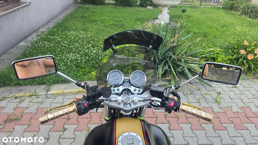 Yamaha XJR - 3