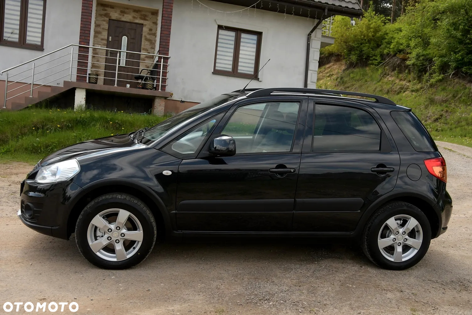 Suzuki SX4 - 10