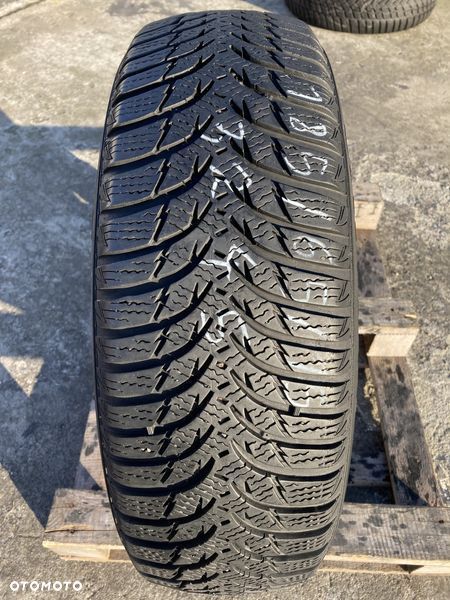 185/65/15 Kumho Winter Craft WP51 88T - 1