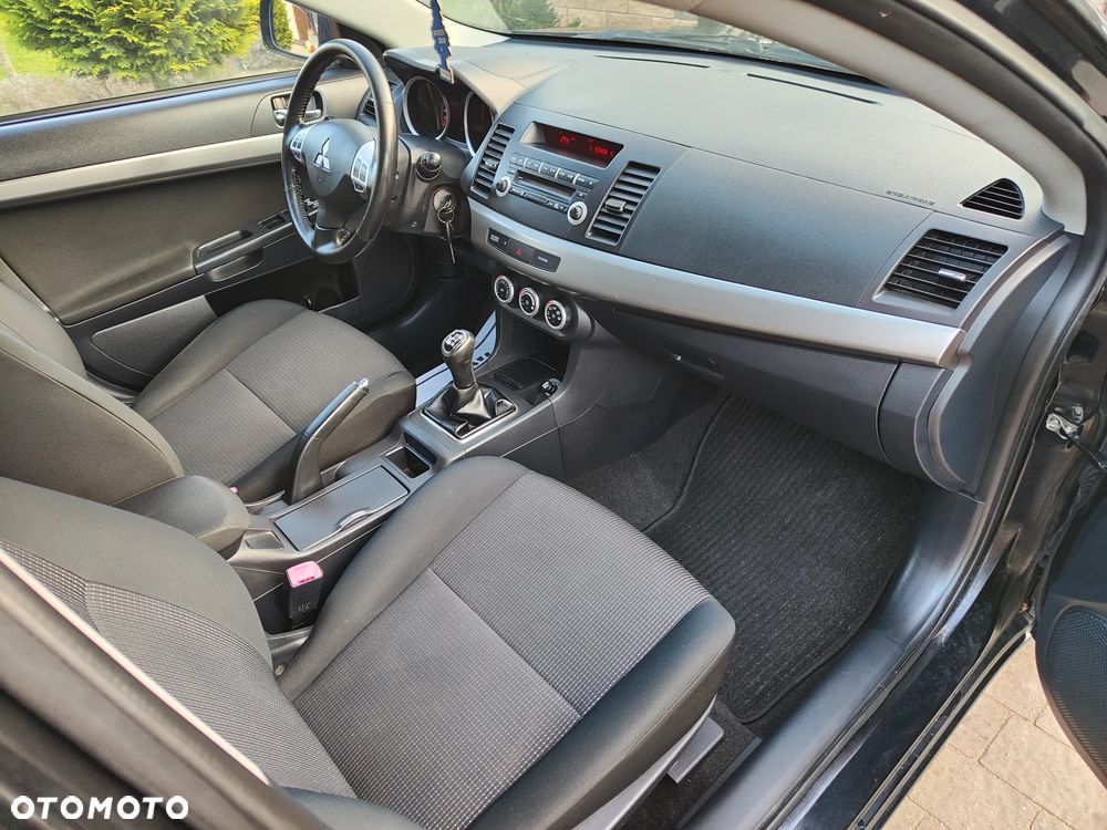 Mitsubishi Lancer 1.8 Intense - 7