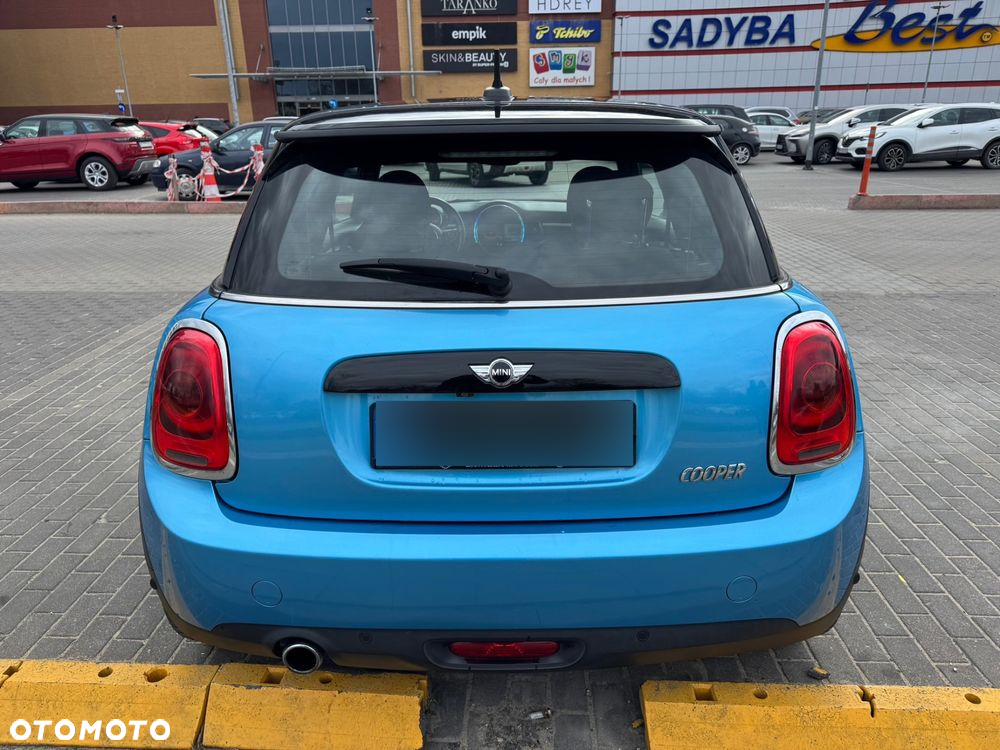 MINI Cooper Standard - 16