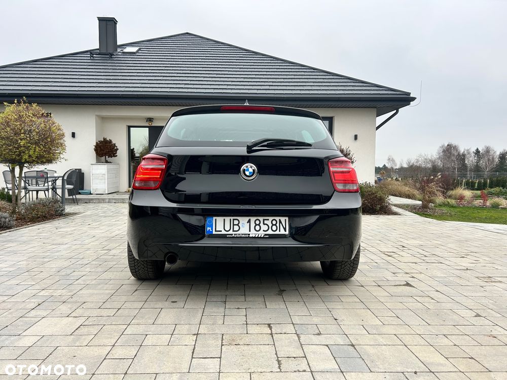 BMW Seria 1 116i - 4