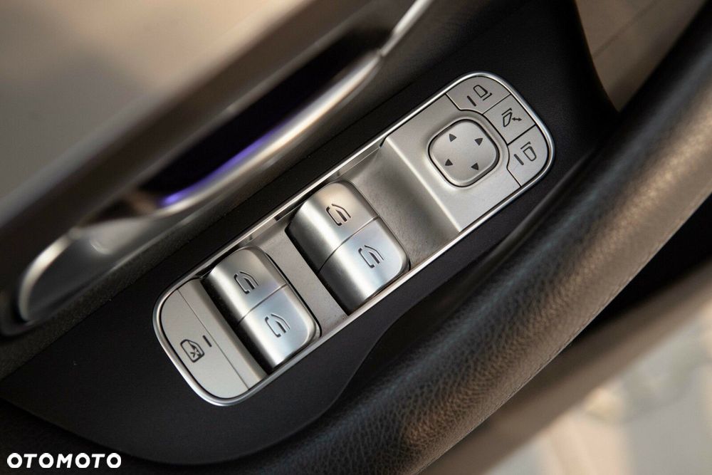 Mercedes-Benz GLE 300 d 4-Matic - 18