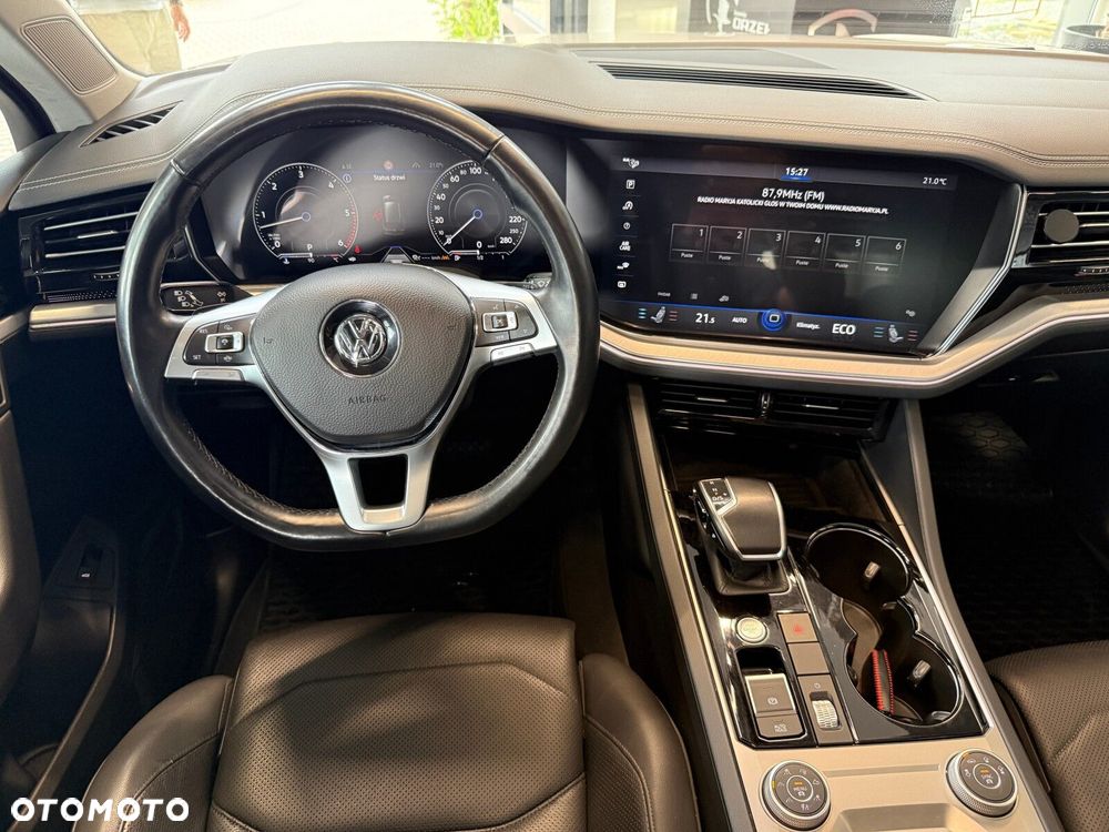 Volkswagen Touareg - 26