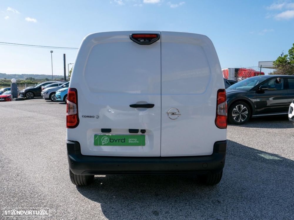 Opel Combo 54kWh Tam M 136cv - 11