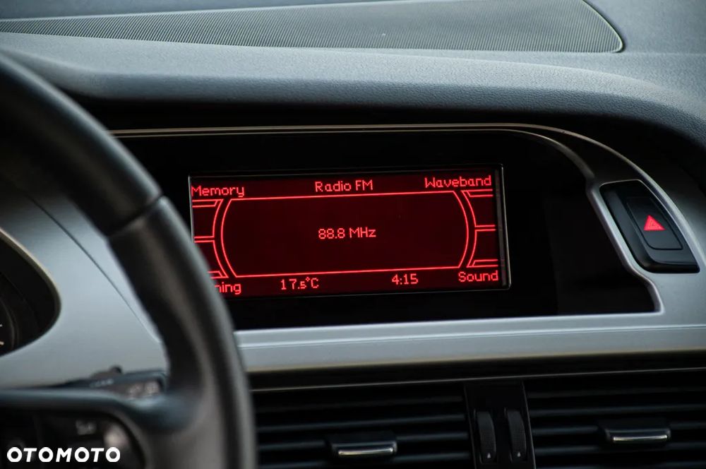 Audi A4 Avant 2.0 TDI DPF quattro Ambiente - 32