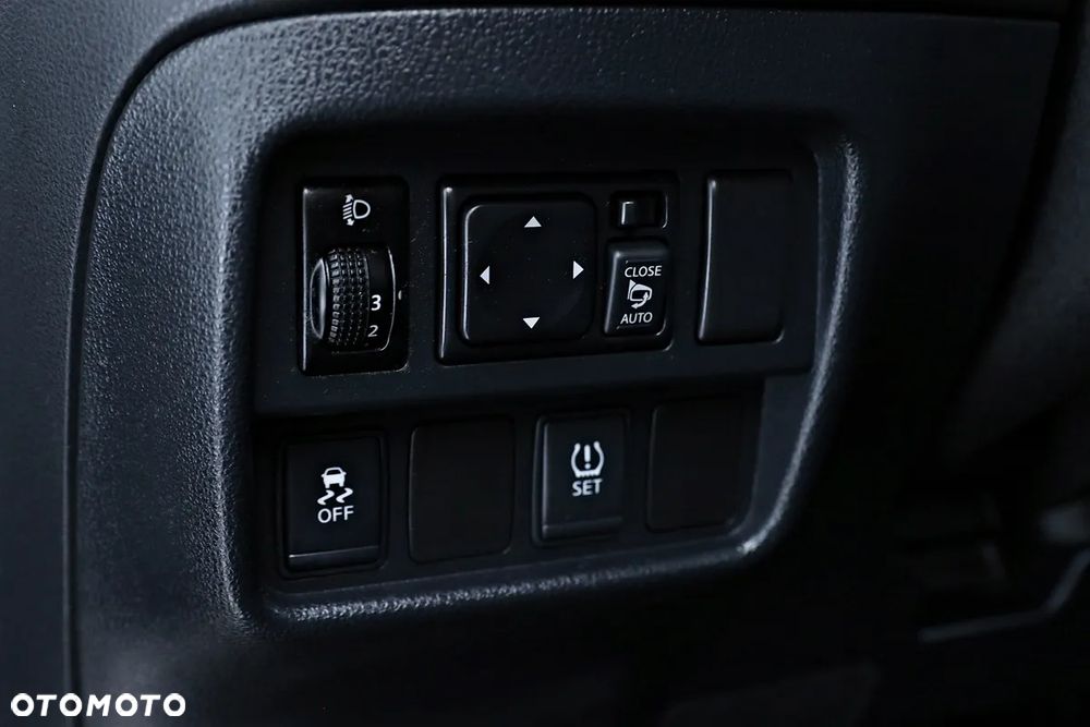 Nissan Juke 1.6 Xtronic Tekna - 31