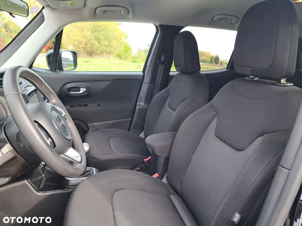 Jeep Renegade - 12