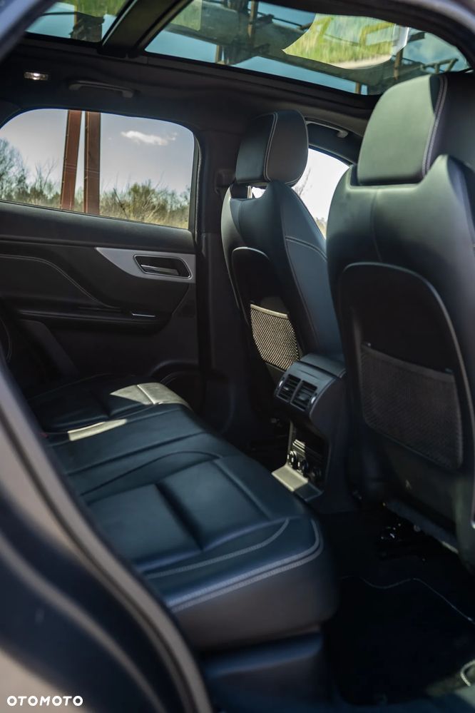Jaguar F-Pace 2.0 i4D AWD R-Sport - 18