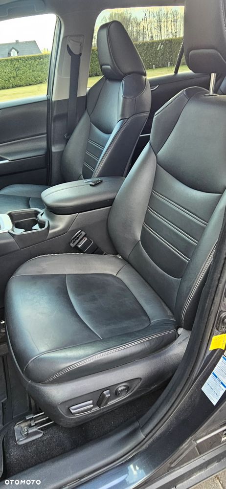 Toyota RAV4 - 12
