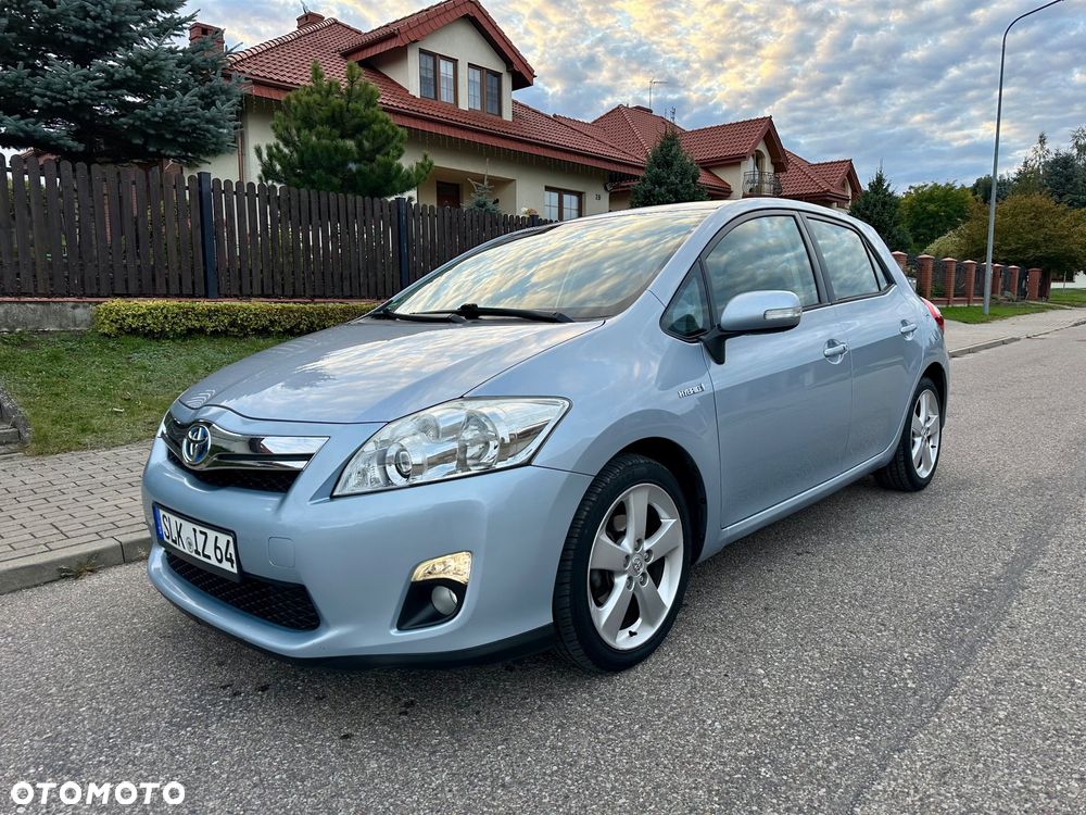 Toyota Auris 1.8 HSD Luna - 1