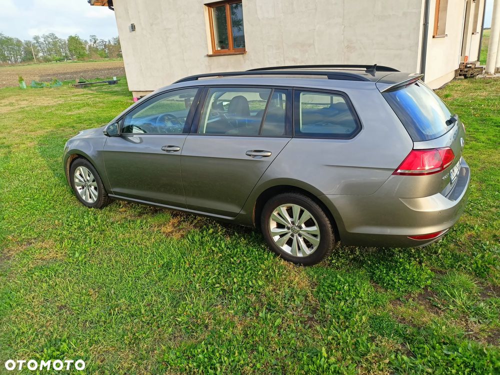 Volkswagen Golf 1.6 TDI BlueMotion Trendline - 5