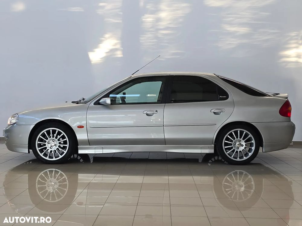 Ford Mondeo - 25