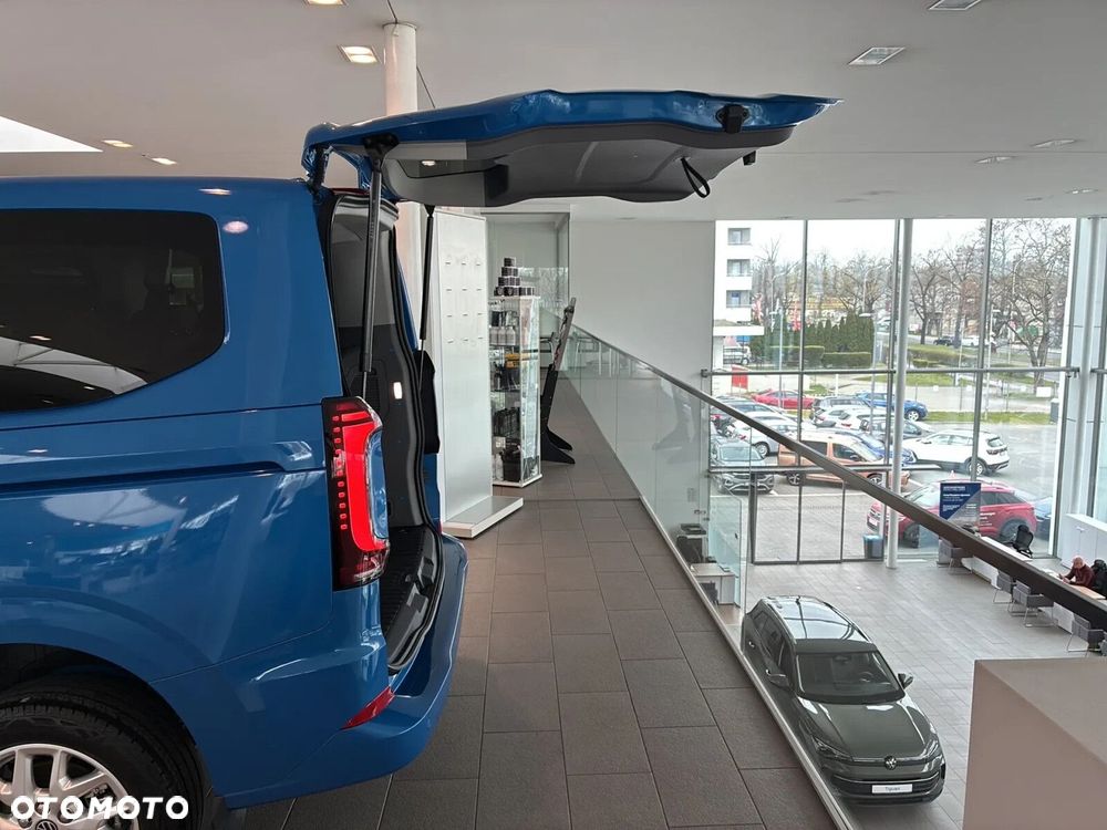 Volkswagen Caravelle - 38