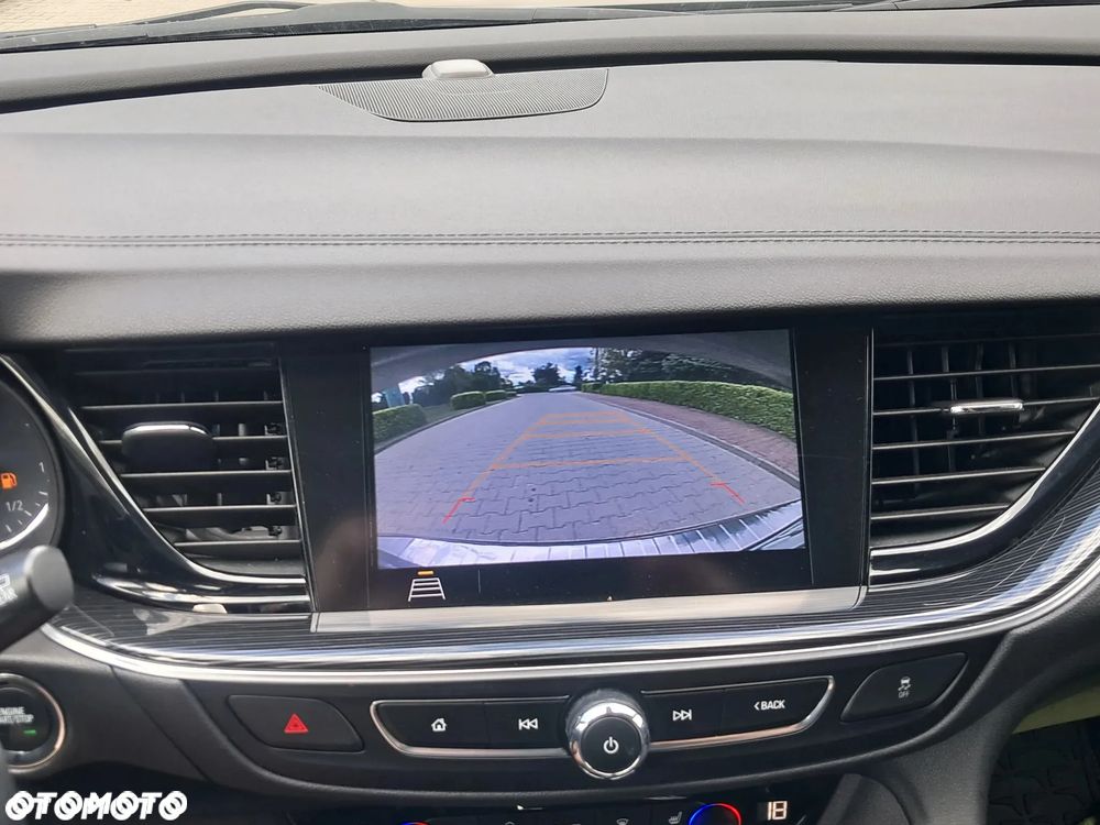 Opel Insignia 2.0 BiTurbo 4x4 Business Innovation - 21