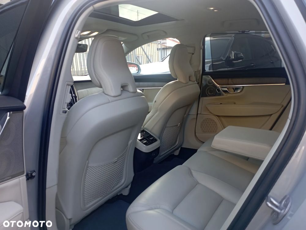 Volvo S90 B5 D AWD Momentum Pro - 12