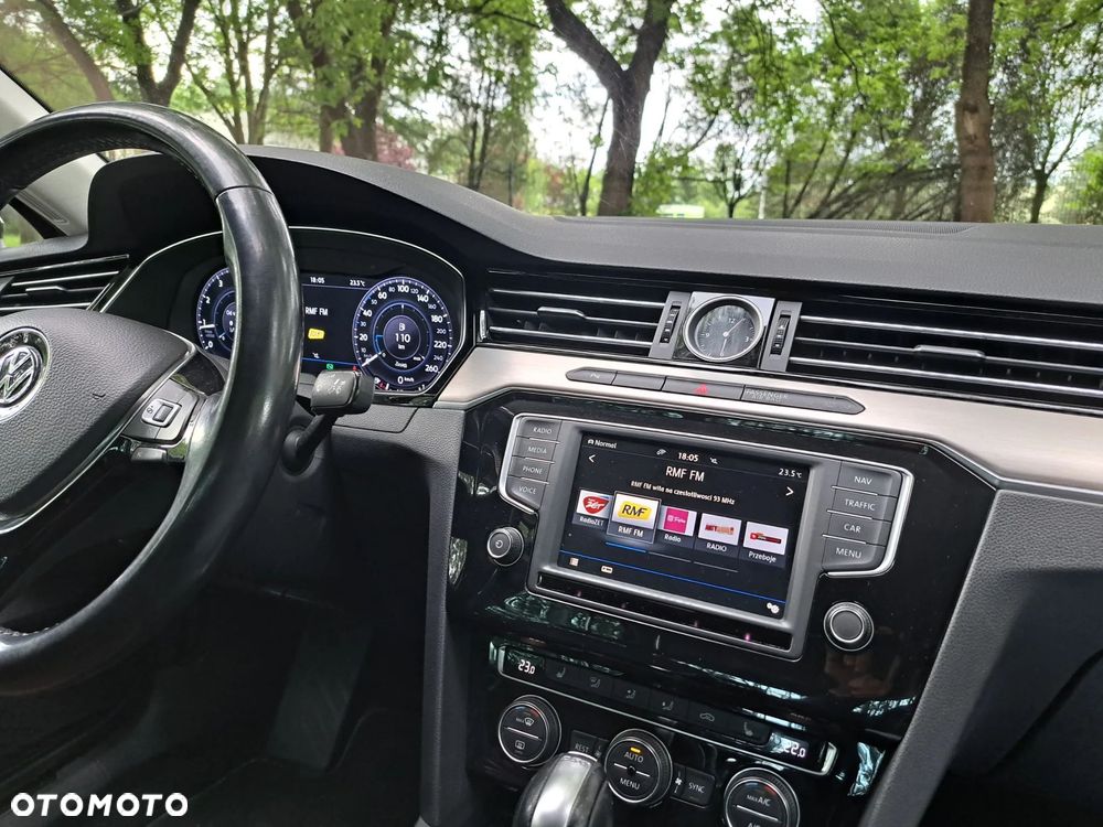 Volkswagen Passat 2.0 TSI BMT Highline DSG - 4
