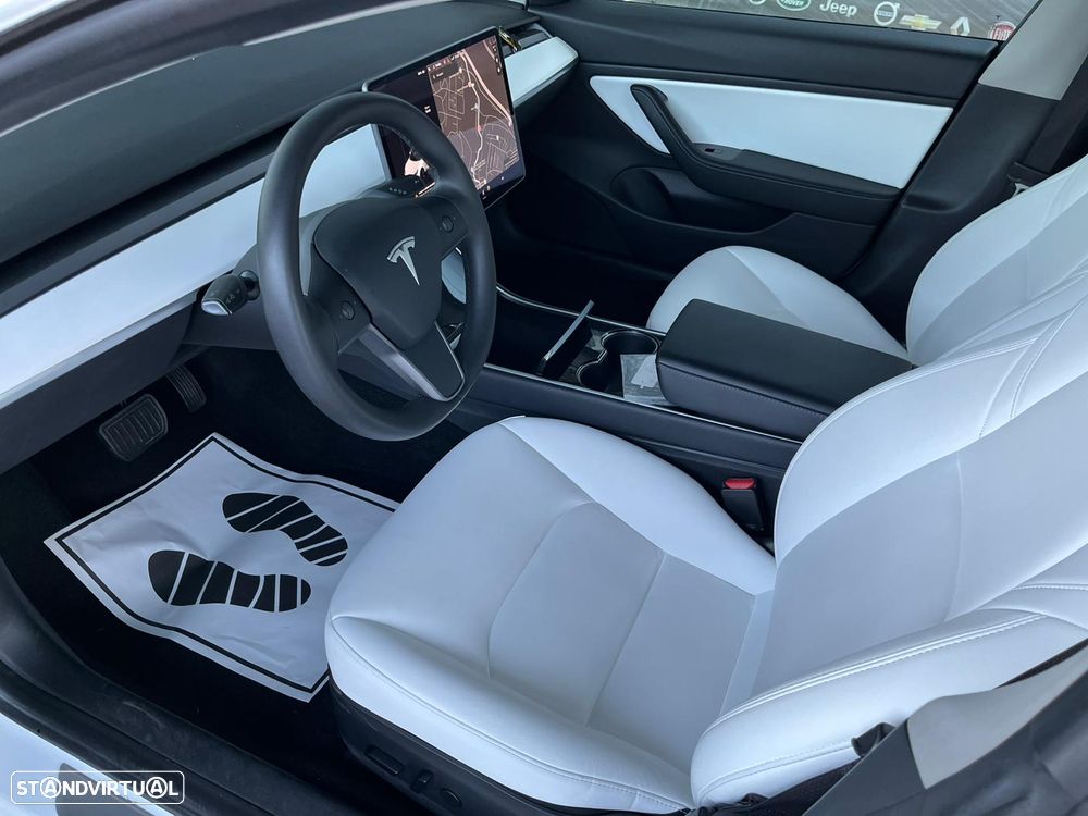 Tesla Model 3 Standard Range Plus RWD - 6