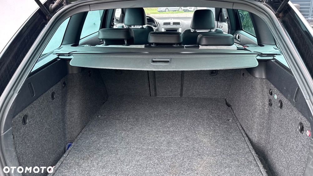 Skoda Octavia 2.0 TDI RS DSG - 25