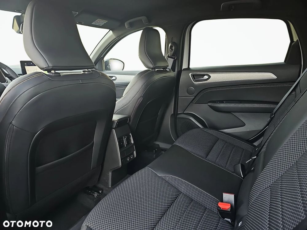 Renault Arkana 1.3 TCe mHEV Techno EDC - 14