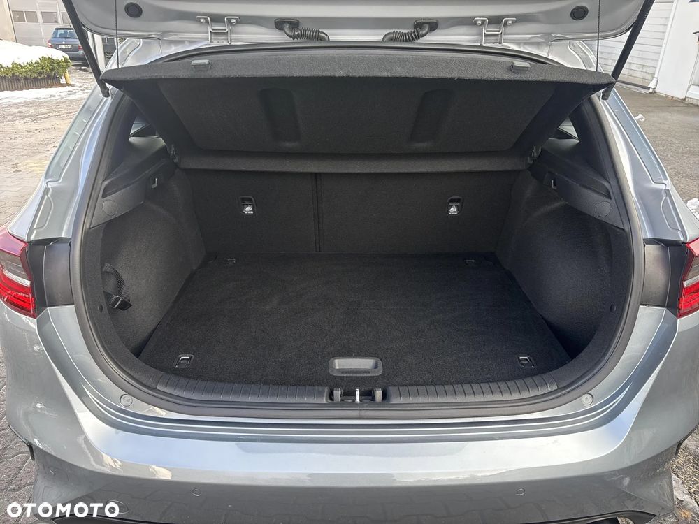 Kia Ceed 1.5 T-GDI M - 17