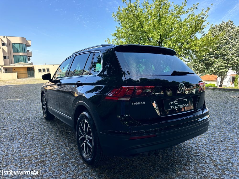 VW Tiguan 1.6 TDI Confortline - 6