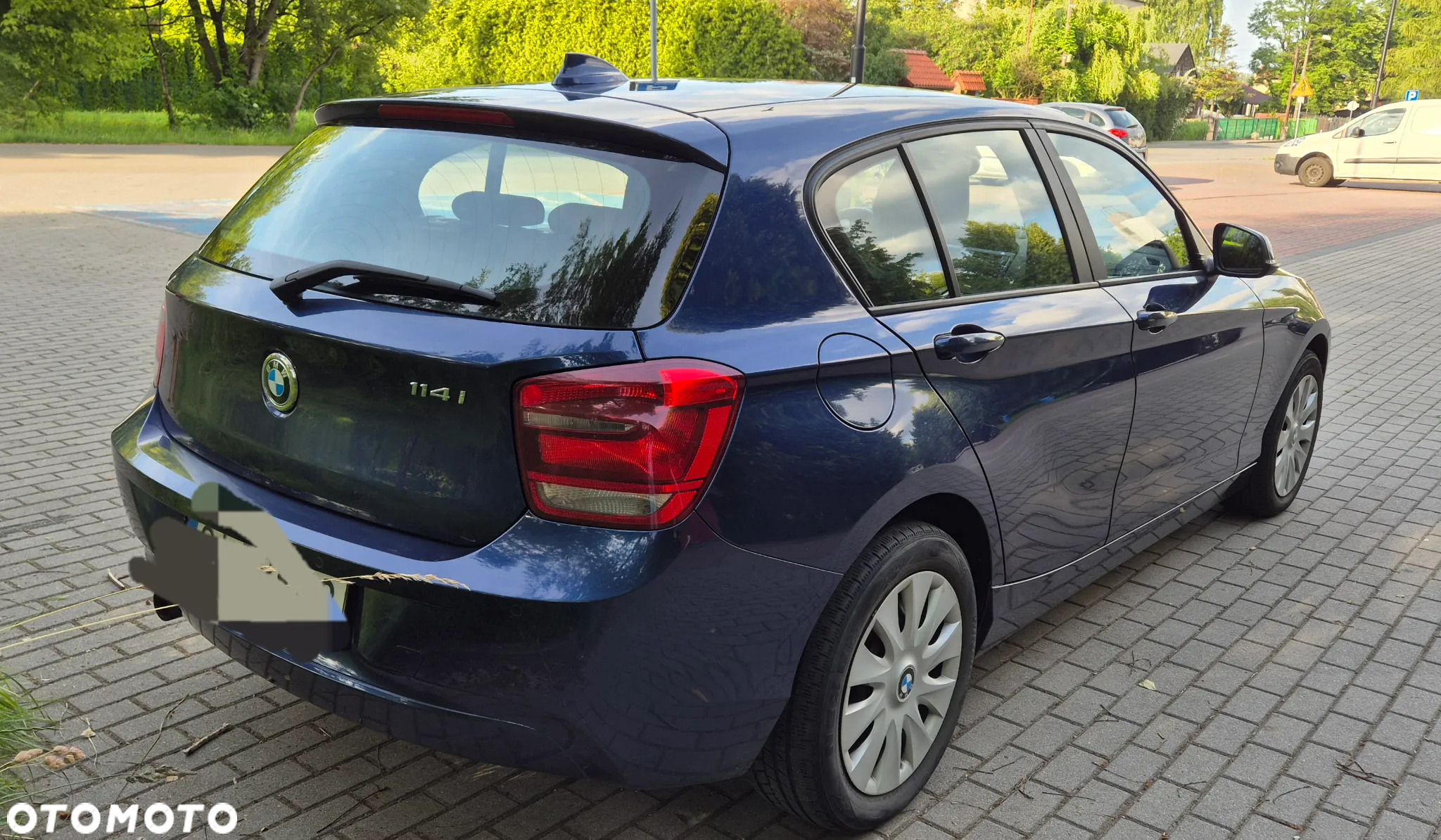 BMW Seria 1 114i - 4