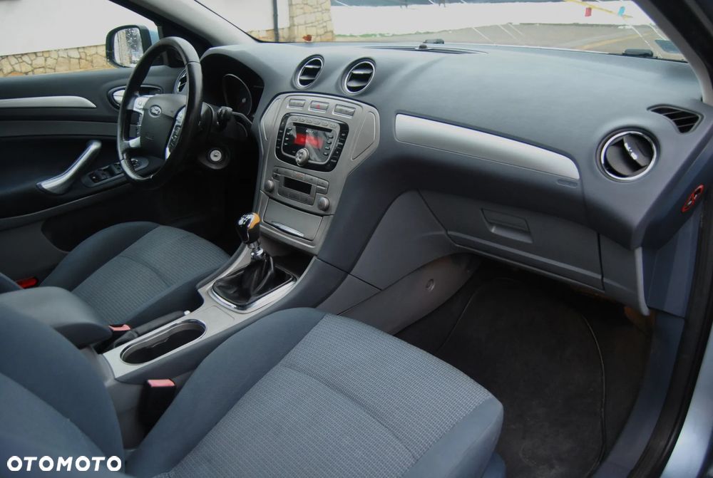 Ford Mondeo 1.8 TDCi Trend - 7