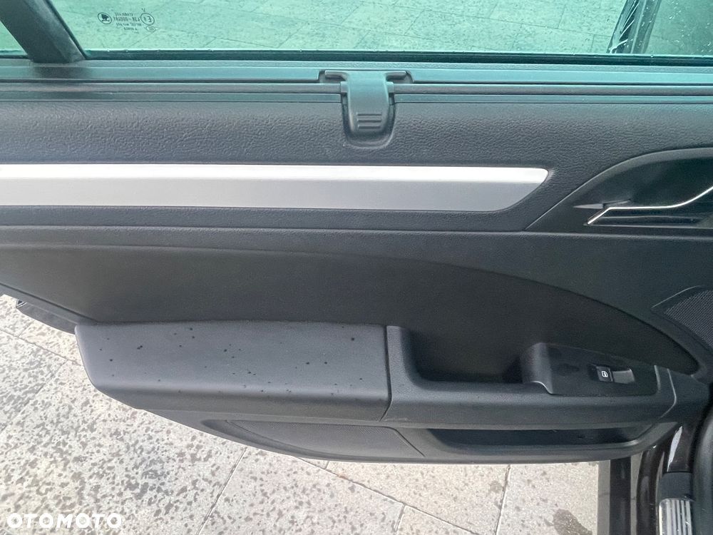Skoda Superb 2.0 TDI Elegance - 30
