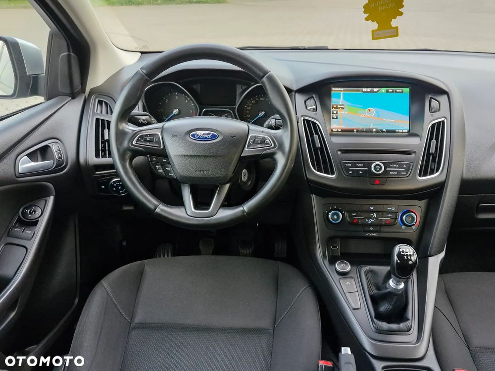 Ford Focus 1.5 TDCi SYNC Edition ASS - 18