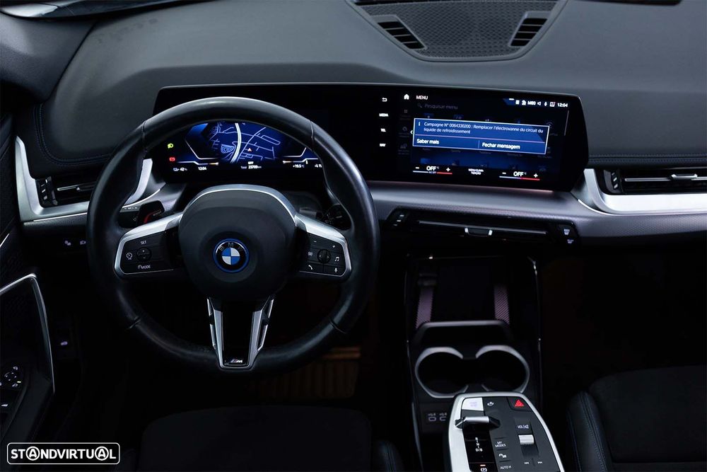 BMW iX1 xDrive30 Pack Desportivo M - 17
