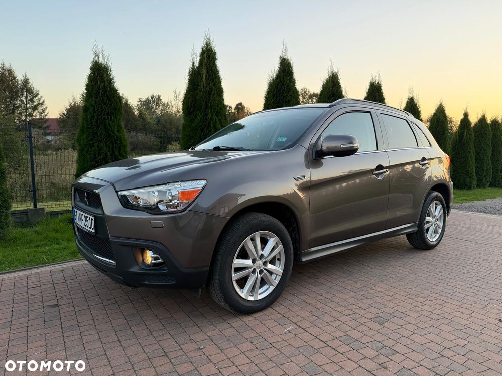 Mitsubishi ASX - 16