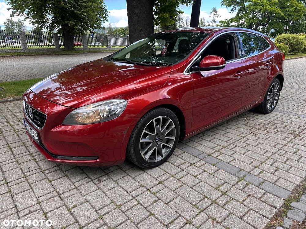 Volvo V40 D4 Inscription - 1