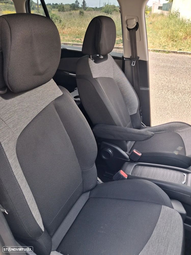 Citroën Grand C4 Spacetourer - 10