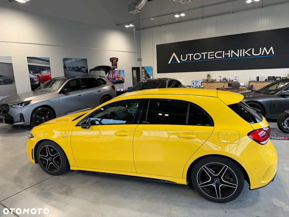 Mercedes-Benz Klasa A 180 7G-DCT Edition 2020 - 9