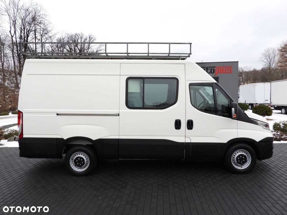 Iveco DAILY 35S14 FURGON BRYGADÓWKA 7 MIEJSC TEMPOMAT  140KM - 8
