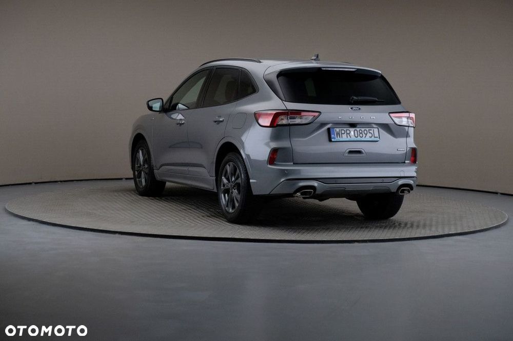Ford Kuga - 2
