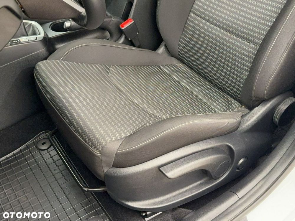 Kia Ceed - 17