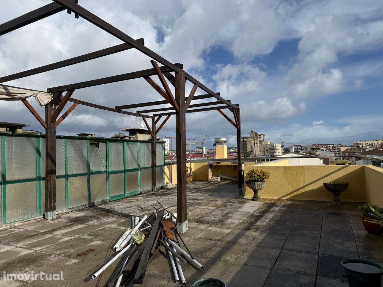 Apartamento T4 Duplex - Avenida dos Banhos (1ª Linha Mar) - Grande imagem: 4/25